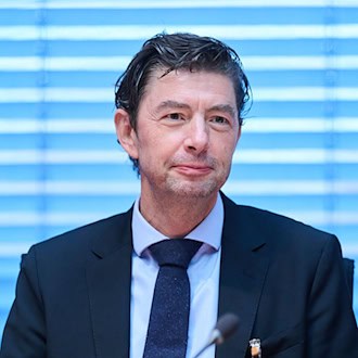 Der Virologe Drosten hat vor Gericht Erfolg gegen Äußerungen des Nanowissenschaftlers Wiesendanger. (Archivbild) / Foto: Annette Riedl/dpa