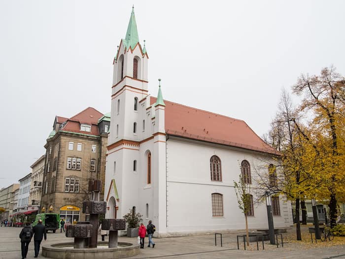 2015 wurde die Cottbuser Synagoge mitten in der Fußgängerzone eingeweiht. (Archivbild) / Foto: picture alliance / dpa