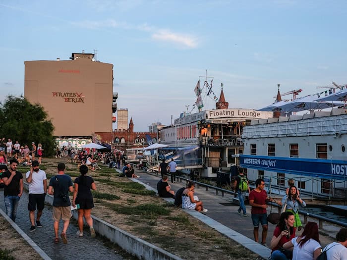 Viele neue Hotelbetten sollen in den nächsten Monaten und Jahren in Berlin entstehen - viele davon in Kreuzberg. (Archivbild) / Foto: Jens Kalaene/dpa-Zentralbild/dpa