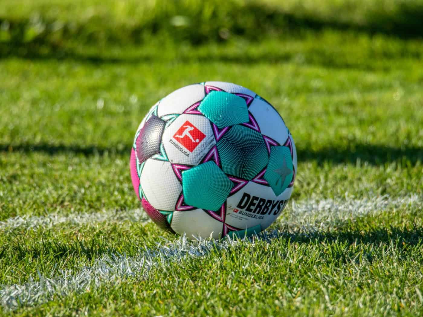 Die Bundesliga und ihre besten Spieler im Fokus. / Foto: Tobias Rehbein auf Unsplash.com