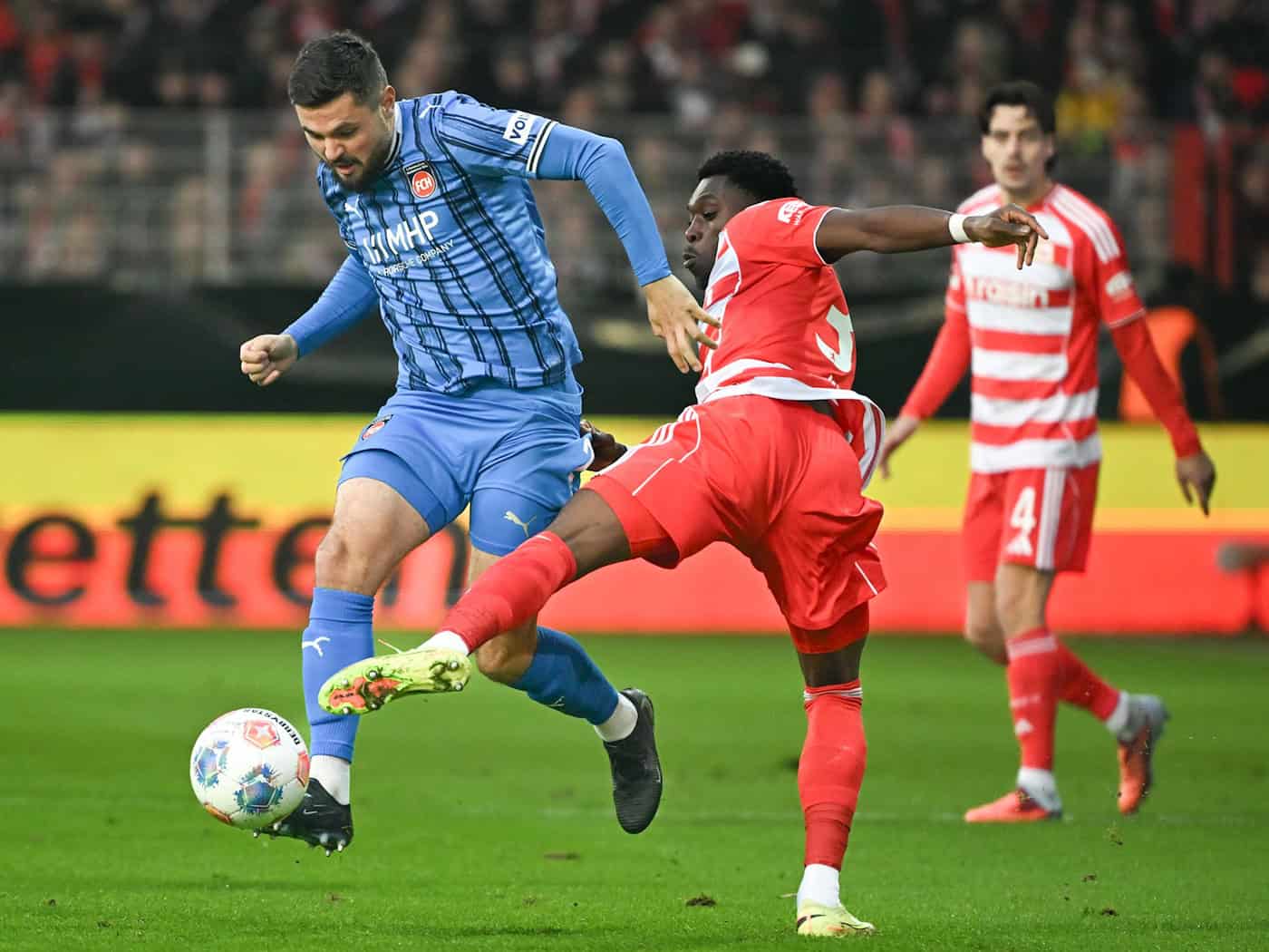 Union Berlin will im sechsten Bundesliga-Duell den ersten Sieg gegen den 1. FC Heidenheim feiern. (Archivbild) / Foto: Soeren Stache/dpa
