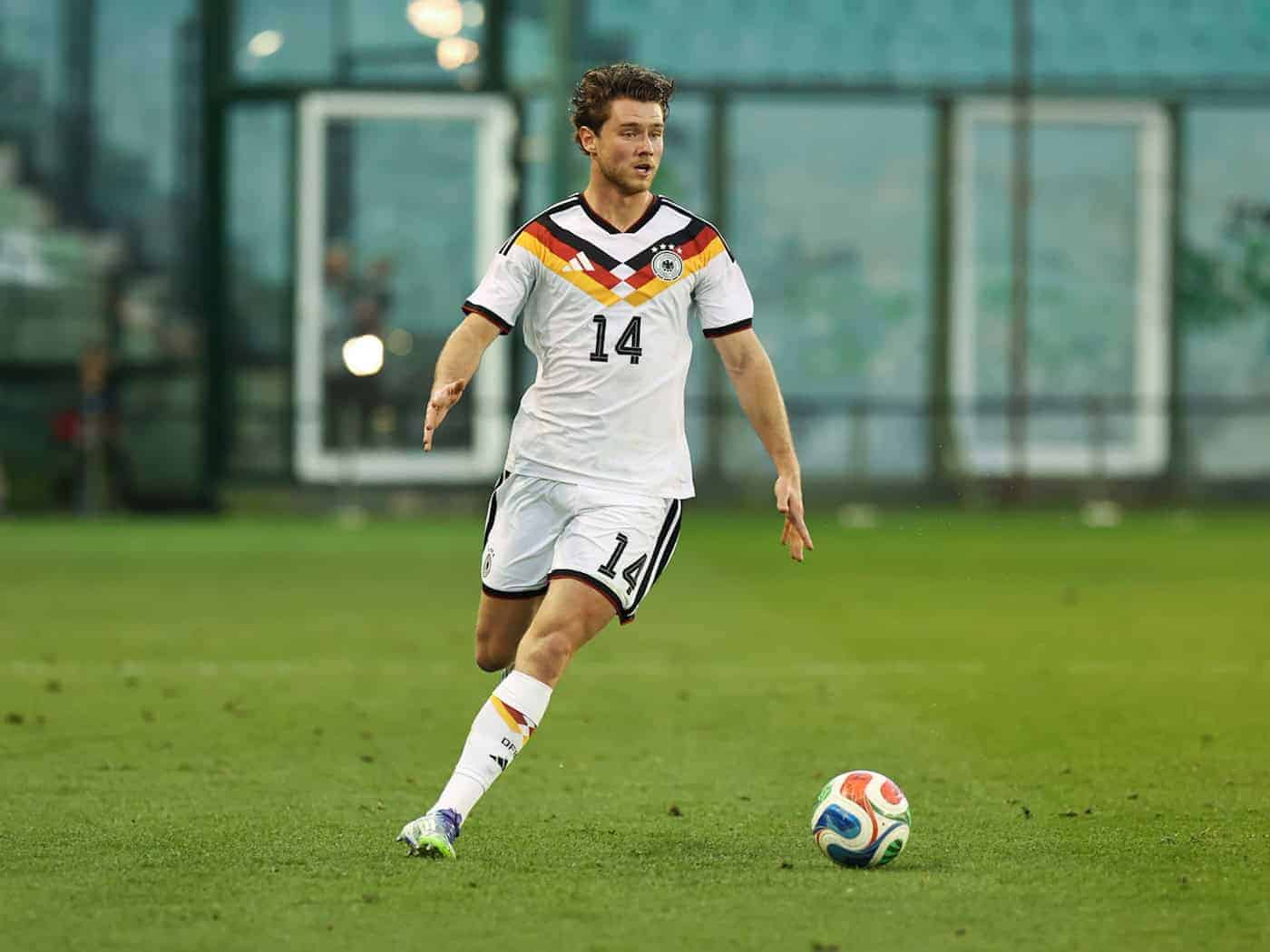 Der Hertha-Abwehrspieler wurde in der Pause des deutschen U21-Spiels in Grichenland ausgewechselt. / Foto: Yorgos Karahalis/dpa