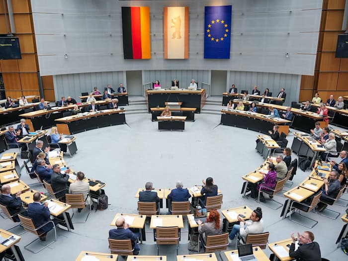 Im Berliner Abgeordnetenhaus wurde über die Bewerbung Berlins für Olympische und Paralympische Spiele abgestimmt. / Foto: Soeren Stache/dpa