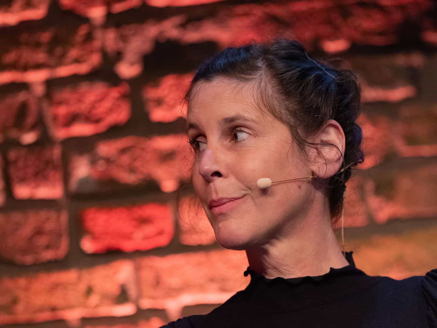 Daniela Dröscher schaffte es 2022 mit ihrem Roman auf die Shortlist des Deutschen Buchpreises. (Archivbild) / Foto: Rolf Vennenbernd/dpa