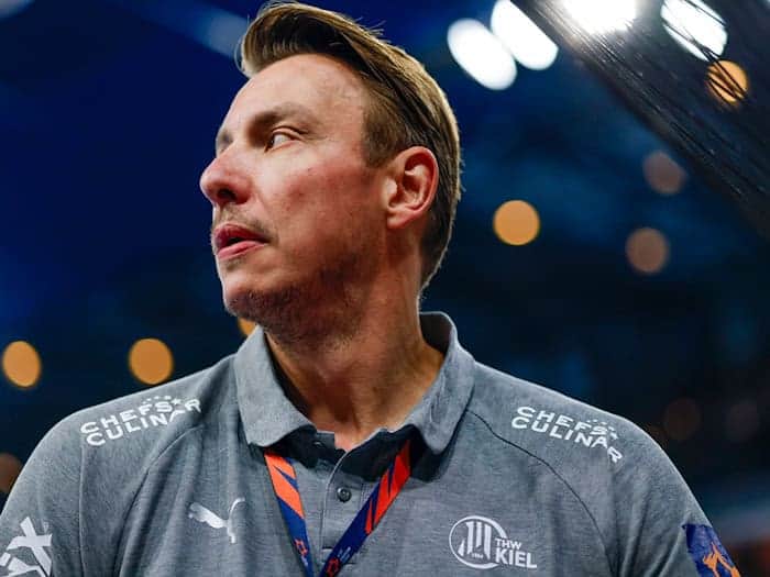 Trainer Filip Jicha und der THW Kiel hatten die Füchse Berlin zu Gast. (Archivbild) / Foto: Frank Molter/dpa