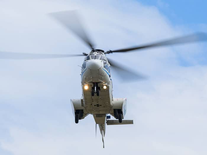 Der weiße Hubschrauber der Flugbereitschaft war am Samstag wegen einer Übung der Luftwaffe häufig über der Bundeshauptstadt zu sehen. (Archivfoto) / Foto: Philipp Schulze/dpa
