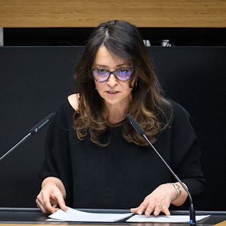 Berlins Justizsenatorin Felor Badenberg (CDU) nimmt Berichte über die Bedrohung von Richtern und Staatsanwälten durch die organisierte Kriminalität «sehr ernst». (Archivbild)  / Foto: Bernd von Jutrczenka/dpa