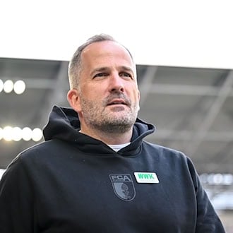 Coach Manuel Baum will den FC Augsburg in die Conference League führen. (Archivbild) / Foto: Harry Langer/dpa