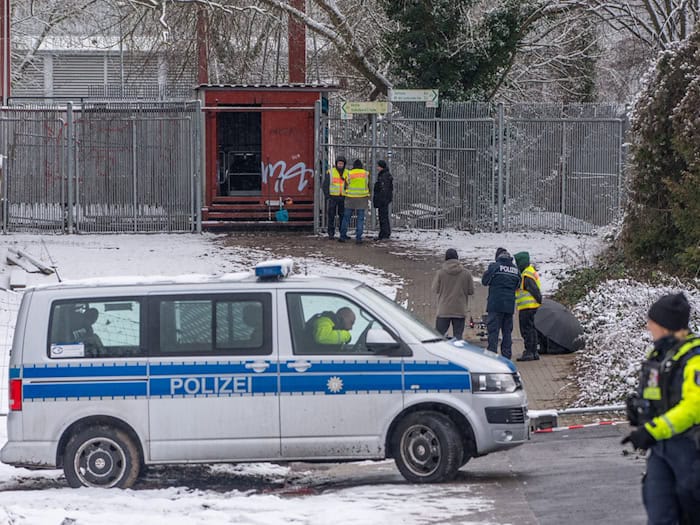 Nach dem Brandanschlag auf das Berliner Stromnetz Anfang Januar hat der Senat einiges getan, um die Sicherheit der kritischen Infrastruktur zu verbessern. (Archivbild) / Foto: Michael Kappeler/dpa