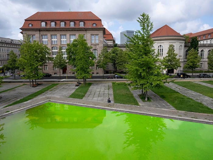 «Extinction Rebellion» wirft Bundeswirtschaftsministerin Katherina Reiche (CDU) eine zu konzernfreundliche Gaspolitik vor.  / Foto: Christophe Gateau/dpa