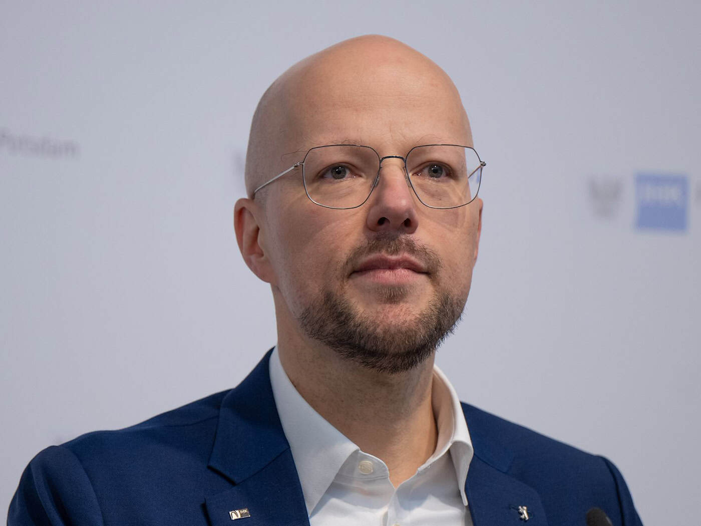 Berlins IHK-Chef Oliver Stietzel warnt vor einer großen Fachkräftelücke in Berlin. (Archivbild)  / Foto: Monika Skolimowska/dpa