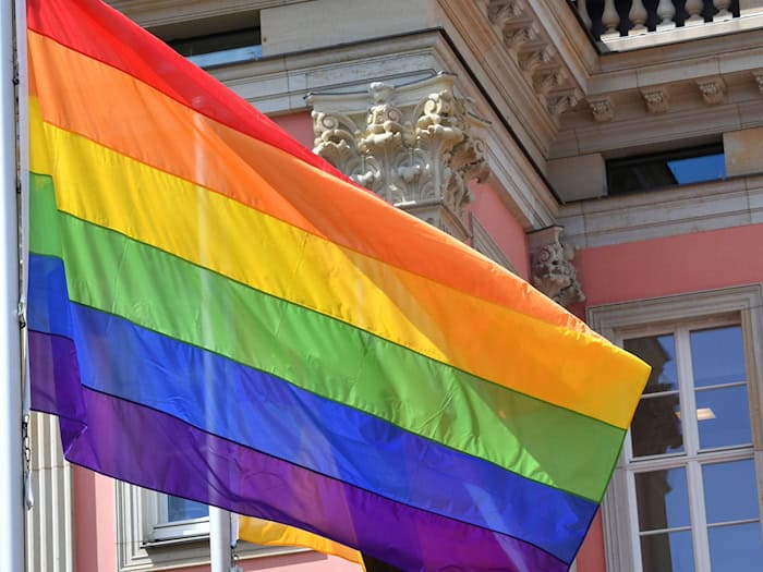 Landesregierung warnt vor Queerfeindlichkeit in Brandenburg