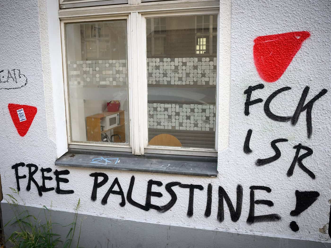 In Berlin wurde mehr rassistische Propaganda und Beleidigungen gezählt. (Archivbild)  / Foto: Bernd von Jutrczenka/dpa