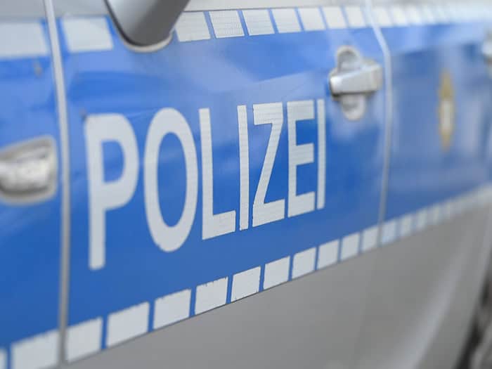 Mutmaßliche Sexualstraftat in Berlin - Frau stürzt aus Haus