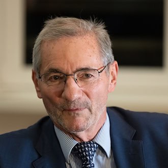 Brandenburgs früherer Regierungschef Matthias Platzeck (SPD) äußert sich zu Russland und zu hohen Strompreisen. (Archivbild) / Foto: Soeren Stache/dpa