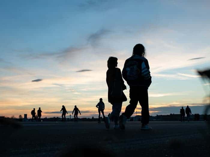 Eine Route führt auch über das Tempelhofer Feld. (Archivfoto)  / Foto: Bernd von Jutrczenka/dpa