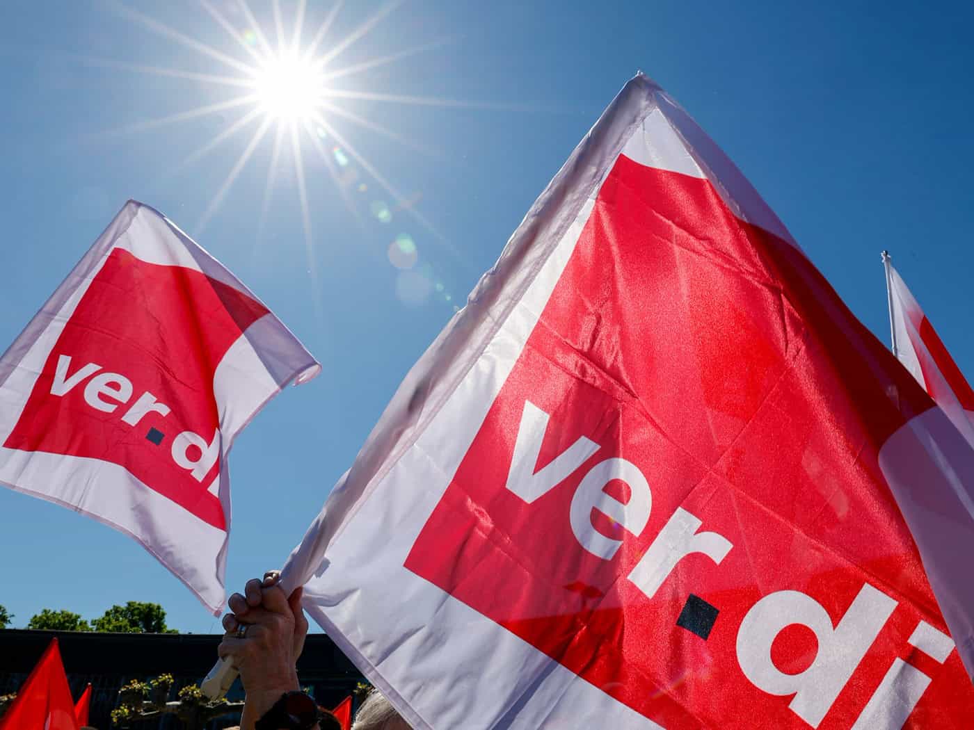 Verdi hat Klinik-Personal in mehreren deutschen Städten zu Protestaktionen aufgerufen. (Archivbild) / Foto: Thomas Banneyer/dpa