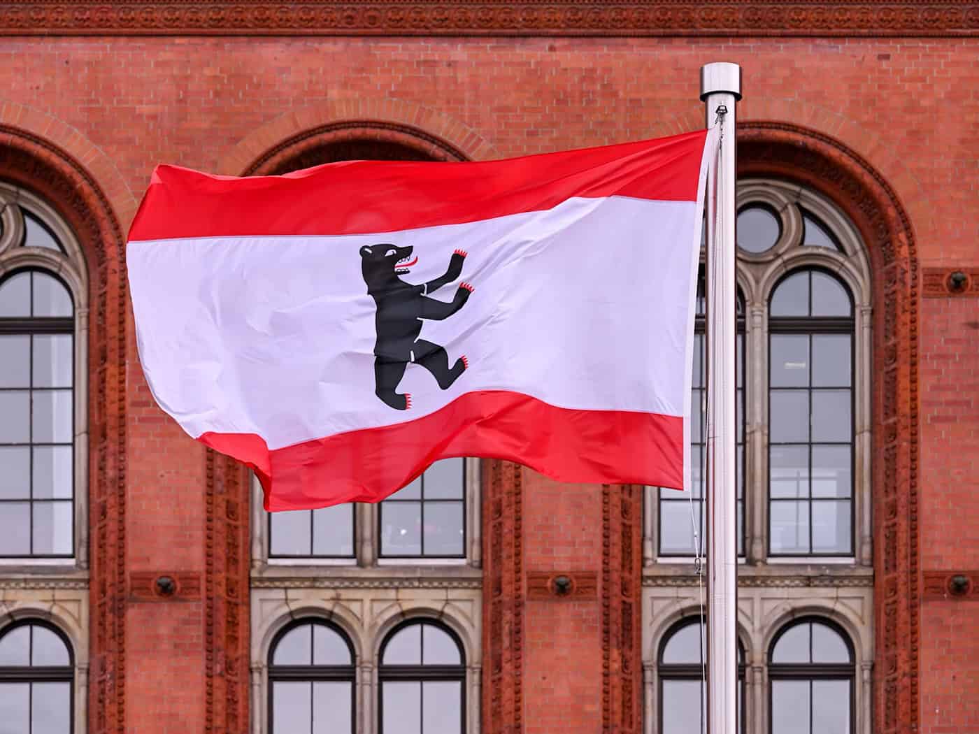 Der Wissenschaftspreis wird Roten Rathauses verliehen. (Symbolbild) / Foto: Soeren Stache/dpa