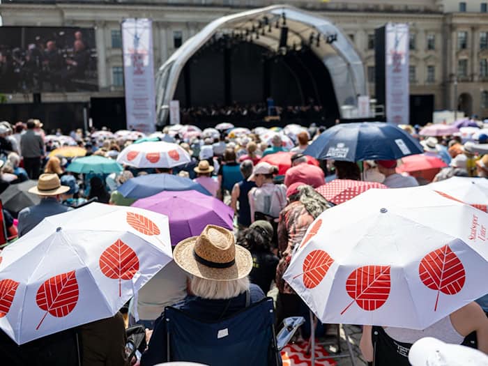 Berliner Staatsoper lockt 30.000 mit kostenlosem Konzert auf dem Bebelplatz
