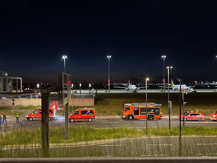 Das Terminal 2 ist gesperrt. / Foto: Michael Ukas/dpa