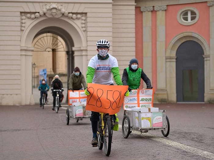 Die Volksinitiative «Verkehrswende Jetzt» ist ein Beispiel für direkte Demokratie in Brandenburg. (Archivbild) / Foto: Soeren Stache/dpa-Zentralbild/ZB