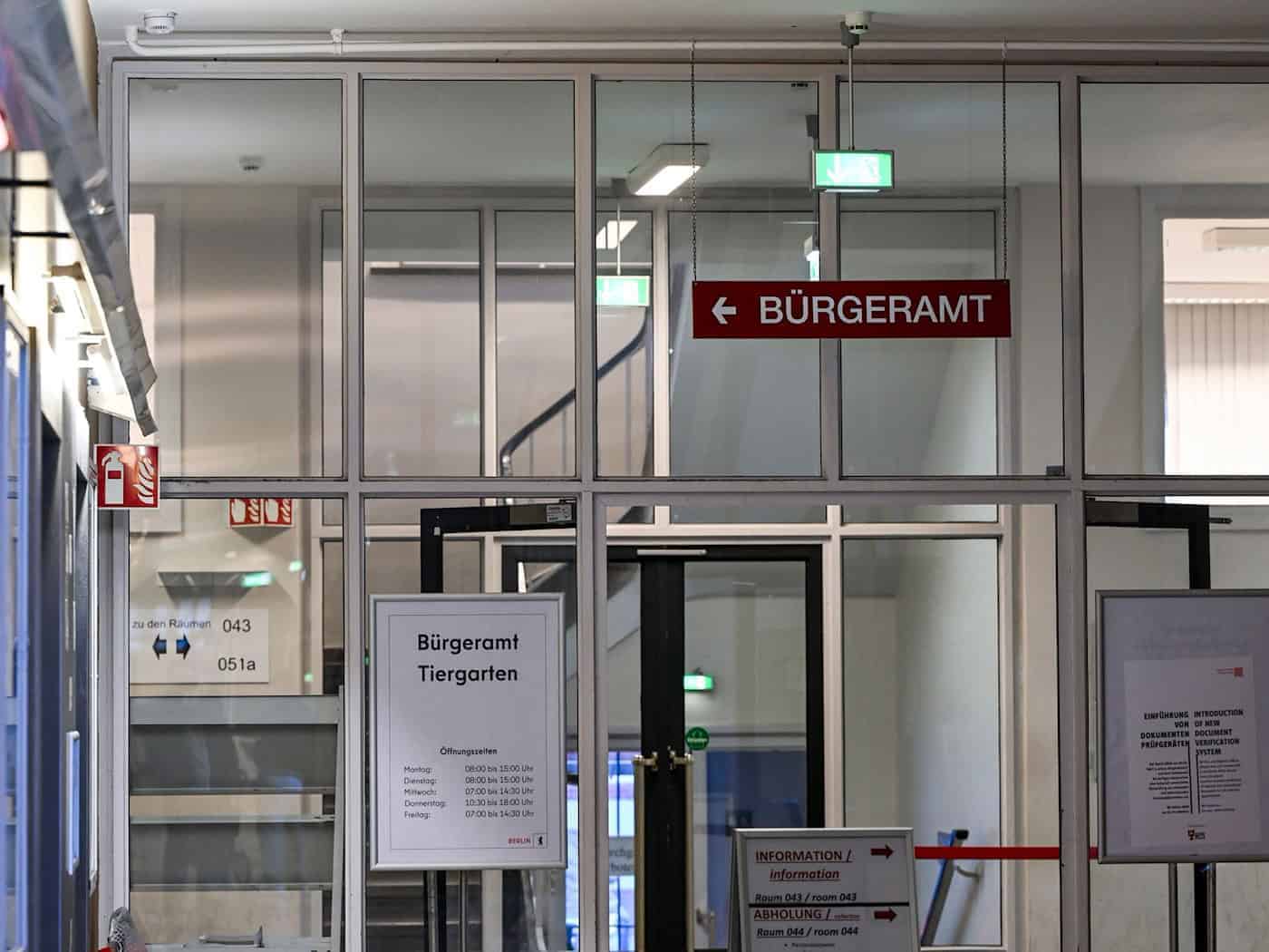 Wer will, bekommt in Berlin binnen 14 Tagen einen Termin beim Bürgeramt. (Archivbild)  / Foto: Jens Kalaene/dpa