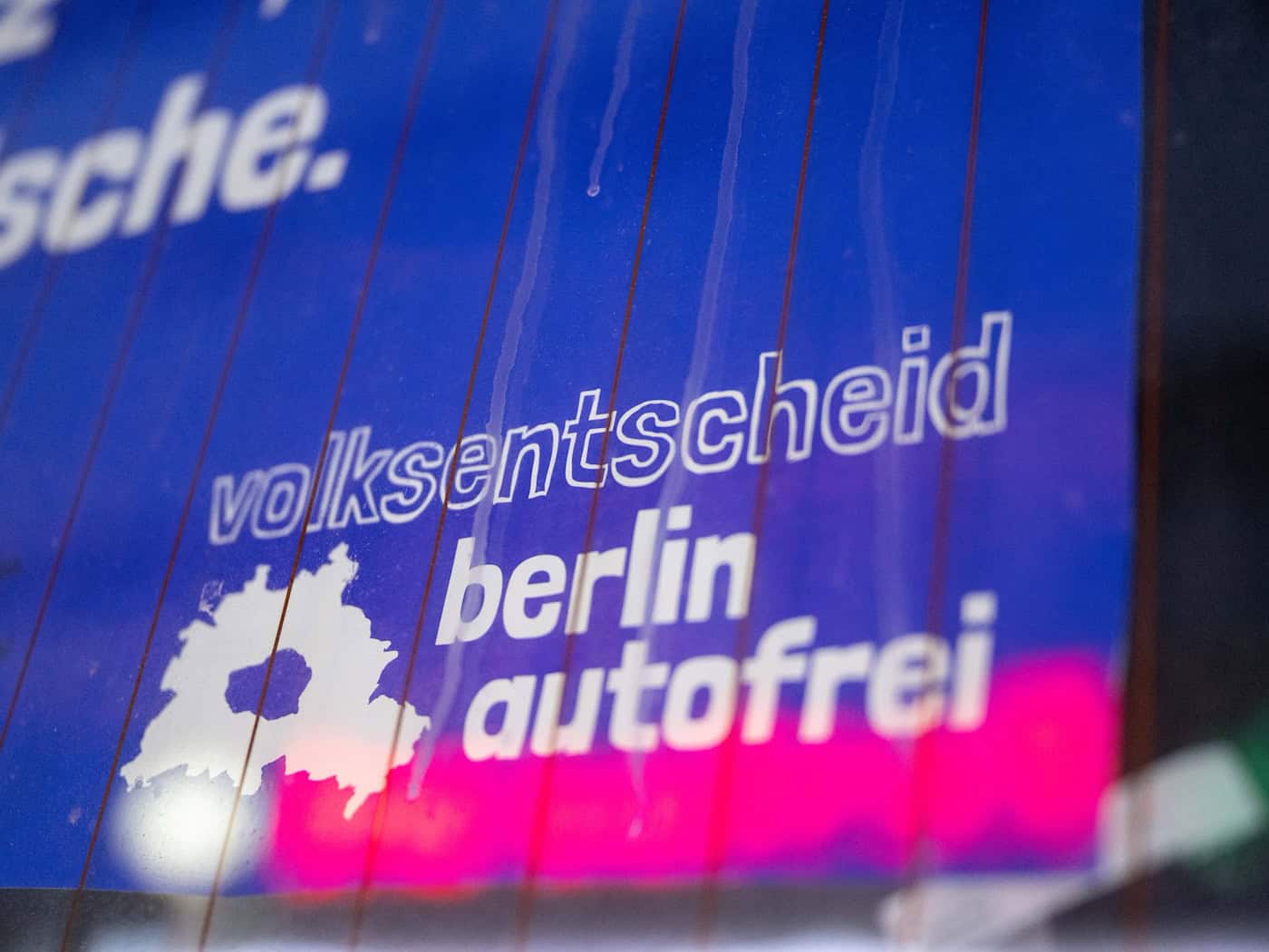 Um einen Volksentscheid anzustoßen, hätte die Initiative mindestens rund 175.000 Unterschriften gebraucht. (Archivbild) / Foto: Christophe Gateau/dpa