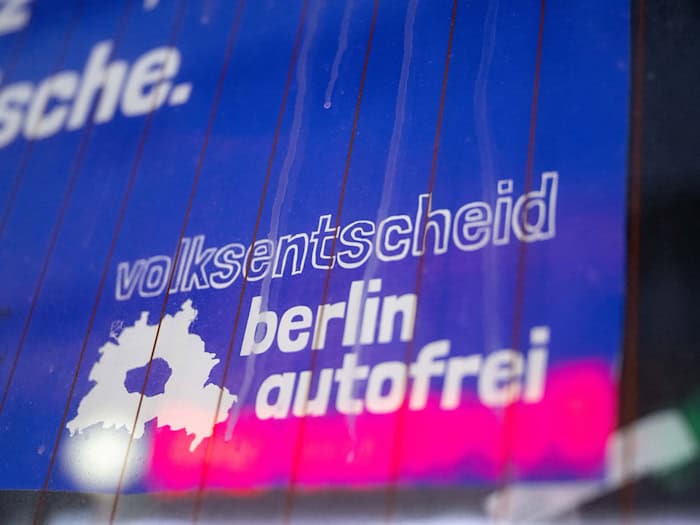 Um einen Volksentscheid anzustoßen, hätte die Initiative mindestens rund 175.000 Unterschriften gebraucht. (Archivbild) / Foto: Christophe Gateau/dpa