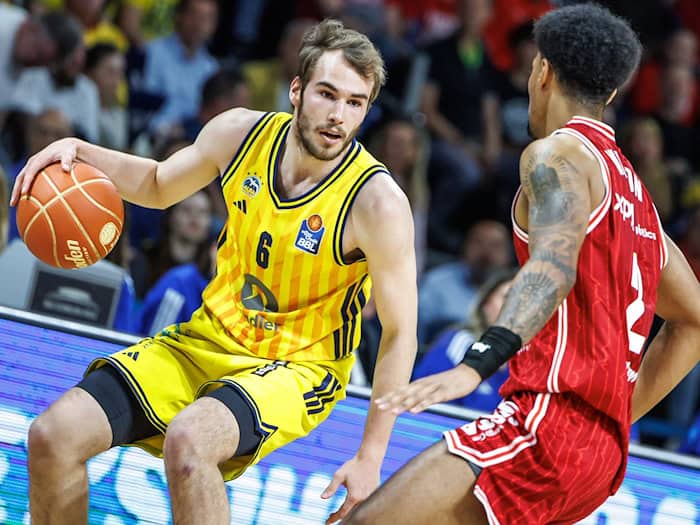 Alba und Nationalspieler Malte Delow gewannen das entscheidende Spiel. / Foto: Andreas Gora/dpa