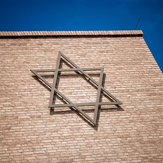 Jüdinnen und Juden in Deutschland leben angesichts antisemitischer Vorfälle auch vor dem Hintergrund des Nahostkonflikts in Angst. (Symbolbild) / Foto: Carsten Koall/dpa