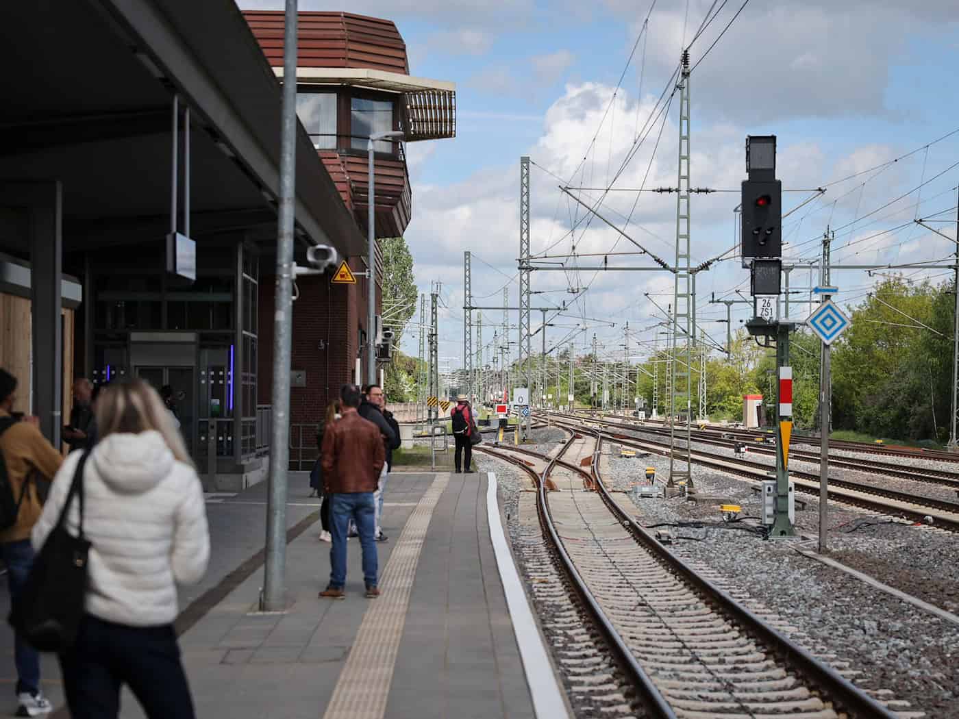 Zwischen Hamburg und Schwerin ist der Verkehr schon freigegeben. (Archivbild.)  / Foto: Christian Charisius/dpa