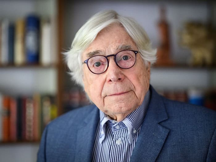 Bazon Brock hatte als bundesweit erster Professor einen Lehrstuhl für «Prophetie» inne. / Foto: Bernd von Jutrczenka/dpa