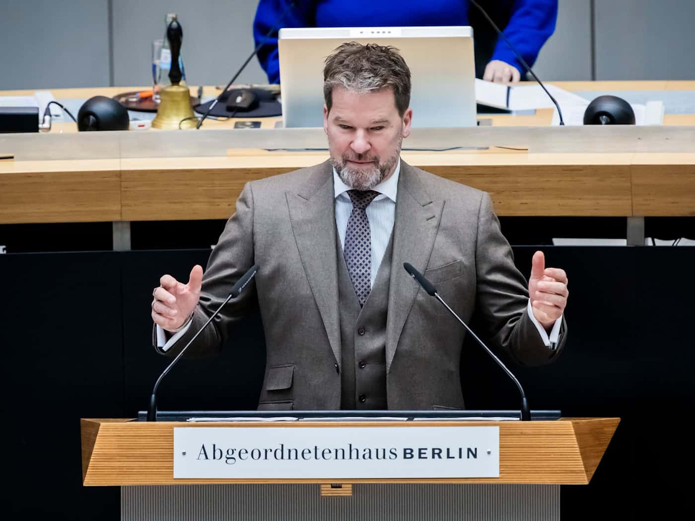 CDU-Fraktionschef Dirk Stettner und die übrigen Abgeordneten seiner Partei reisen zusammen nach Rheinland-Pfalz. / Foto: Christoph Soeder/dpa