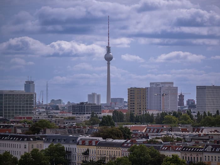 Die Lage auf dem Wohnungsmarkt in Berlin ist seit Jahren angespannt. (Symbolbild)  / Foto: Monika Skolimowska/dpa