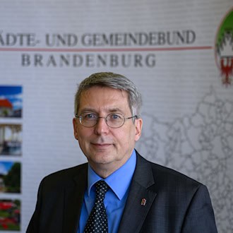 Die Kommunen in Brandenburg sehen sich in akuter Finanznot. (Archivbild) / Foto: Patrick Pleul/dpa