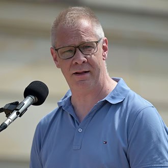 Der Brandenburger Antisemitismusbeauftragte Andreas Büttner wird von der BSW-Landtagsfraktion als zu Israel-freundlich kritisiert. (Archivbild)  / Foto: Michael Bahlo/dpa