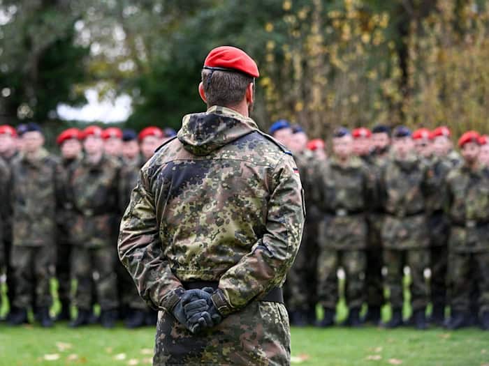 Brandenburg: Bildungsministerium und Bundeswehr vereinbaren Mitwirkung in Schulen