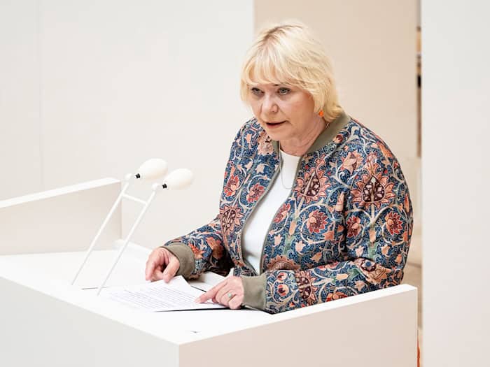 Brandenburgs Landtagspräsidentin Ulrike Liedtke hat sich anlässlich des Nationalen Veteranentages bei einer Feierstunde des Landtags geäußert. (Archivbild) / Foto: Fabian Sommer/dpa