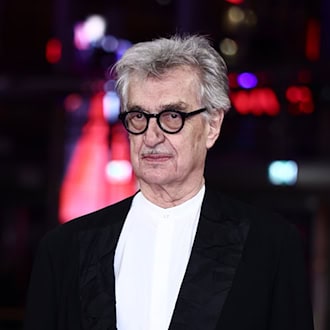Regisseur Wim Wenders hat angekündigt, seinen Film «Falsche Bewegung» vorerst zurückzuziehen. (Archivbild) / Foto: Christoph Soeder/dpa