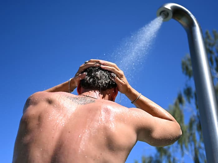 Am Sonntag steigen die Temperaturen auf bis zu 41 Grad. (Symbolbild) / Foto: Elisa Schu/dpa