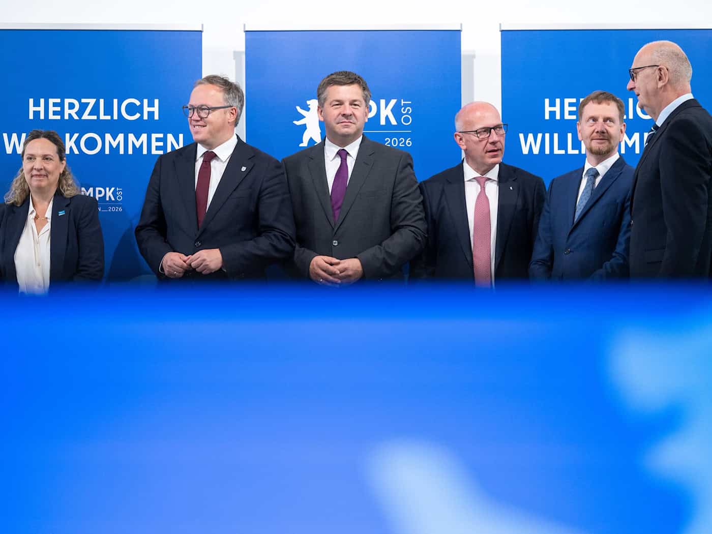 Die Ost-Ministerpräsidenten dringen auf schnelleren Ausbau der Verkehrsverbindungen vor allem nach Osteuropa. (Archivbild) / Foto: Sebastian Christoph Gollnow/dpa