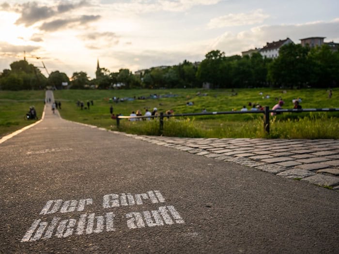 Das Verwaltungsgericht hatte Anfang Juni entschieden, dass der Görlitzer Park nachts offen bleiben muss - die Senatsverwaltung will das nicht akzeptieren. (Archivbild) / Foto: Christophe Gateau/dpa