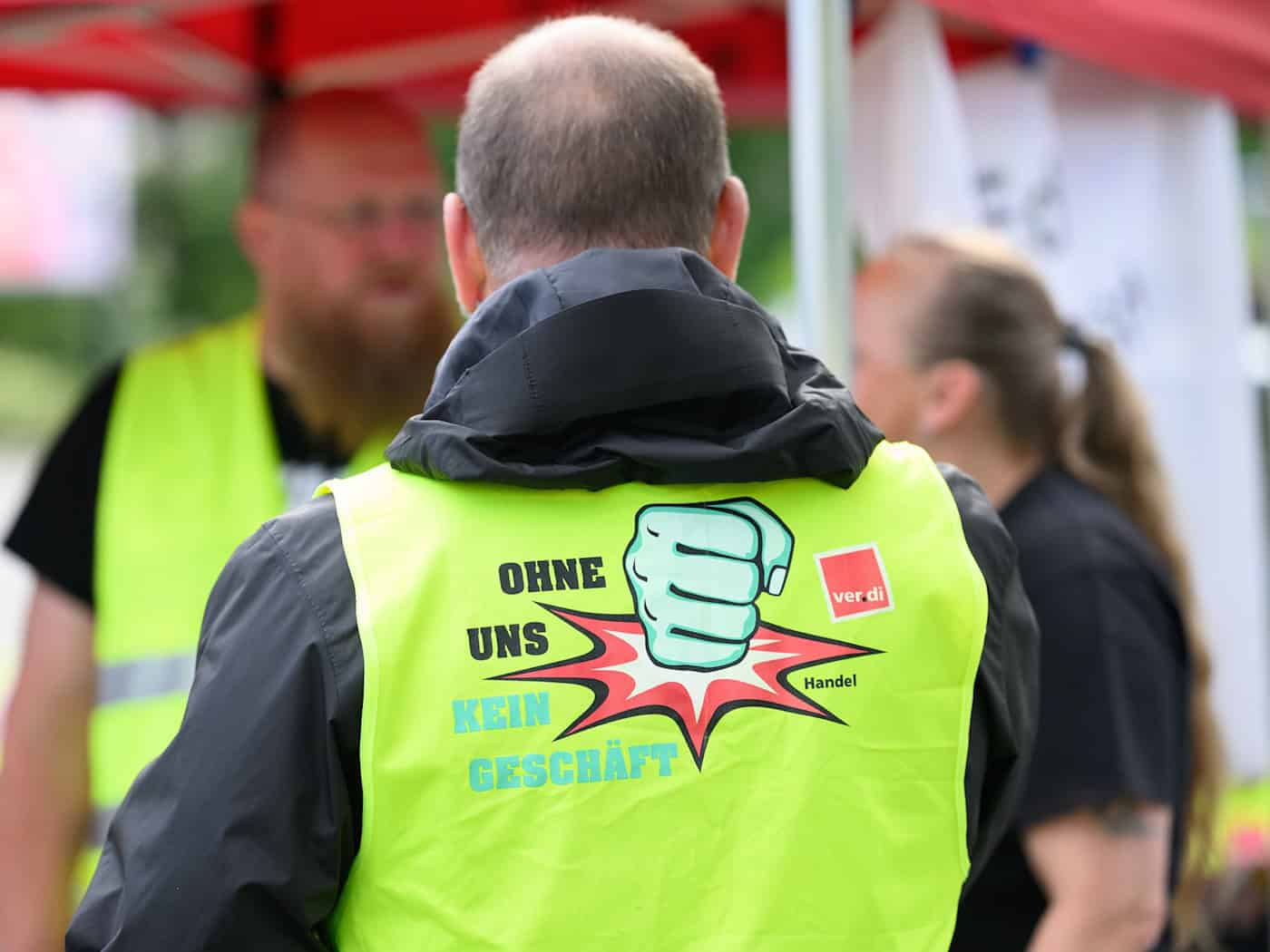 Die Gewerkschaft Verdi bestreikt morgen den Berliner Einzelhandel sowie den Großhandel in Berlin und Brandenburg. (Archivbild)   / Foto: Robert Michael/dpa