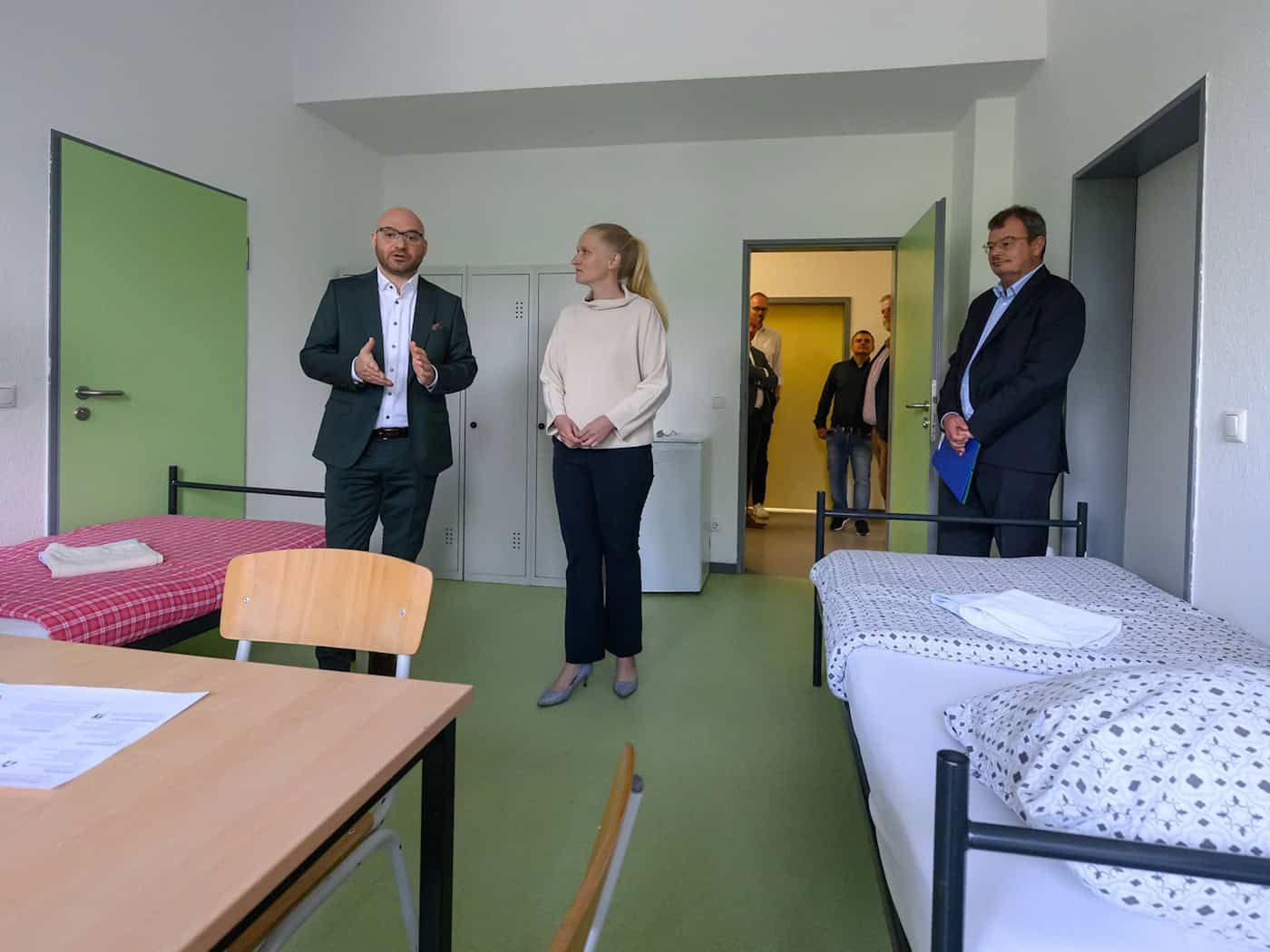 Minister Wilke will Migranten die Möglichkeit geben, ihre Bleibeperspektive aktiv zu verbessern.  / Foto: Patrick Pleul/dpa