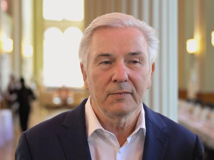 25 Jahre nach seinem «Das ist auch gut so»-Coming-out sieht Klaus Wowereit immer noch Anfeindungen gegen Homosexuelle selbst in der oft toleranten Stadt Berlin. (Archivbild) / Foto: Soeren Stache/dpa