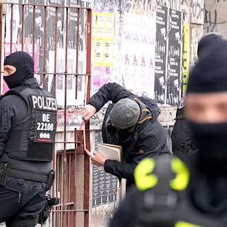 500 Polizisten waren bei der Razzia im Einsatz. (Archivbild) / Foto: Soeren Stache/dpa