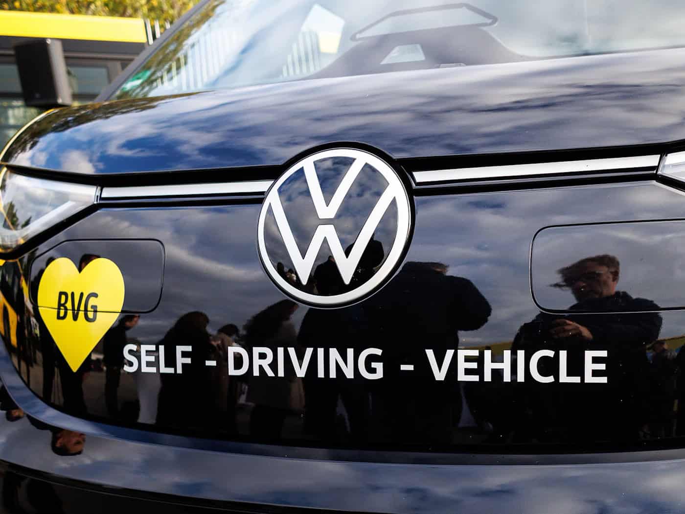 Der probeweise Fahrgastbetrieb im BVG-Projekt «NoWeL 4» mit autonom fahrenden Kleinbussen verzögert sich. (Archivbild) / Foto: Carsten Koall/dpa