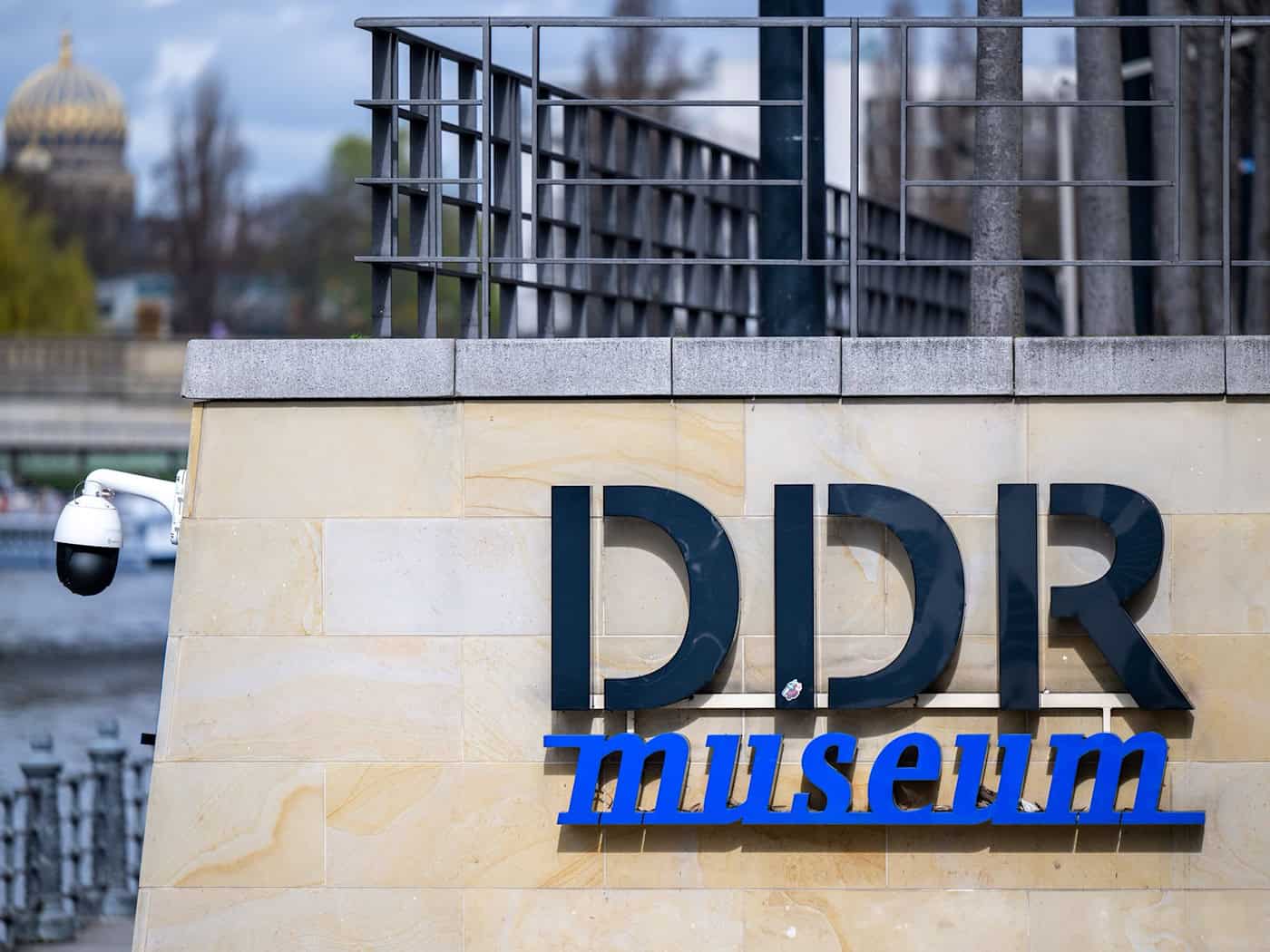 Das DDR-Museum in Berlin lädt zur 20-Jahr-Feier ein. (Archivbild) / Foto: Monika Skolimowska/dpa