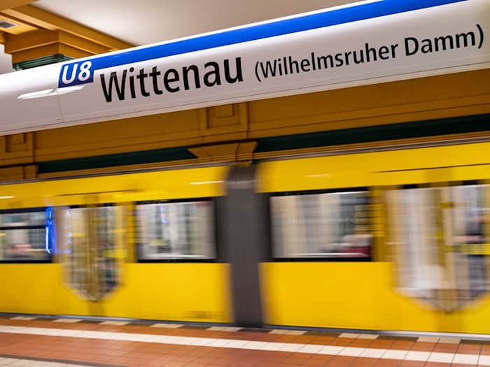Senat und BVG wollen die U8 über die bisherige Endstation Wittenau ins Märkische Viertel verlängern. (Archivbild) / Foto: Fabian Sommer/dpa