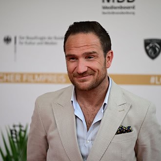 Stammt selbst aus Berlin: Schauspieler Frederick Lau. (Archivbild) / Foto: Sebastian Gollnow/dpa